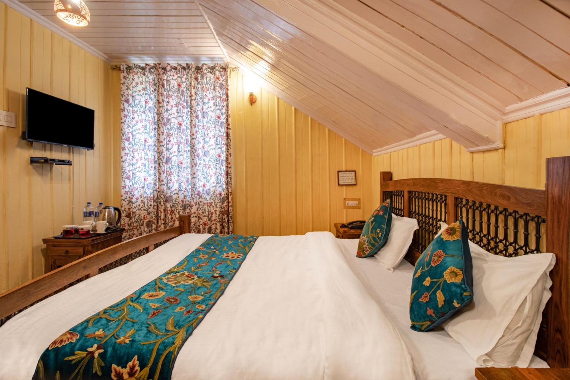 Hotel Little Silver Pahalgām エクステリア 写真