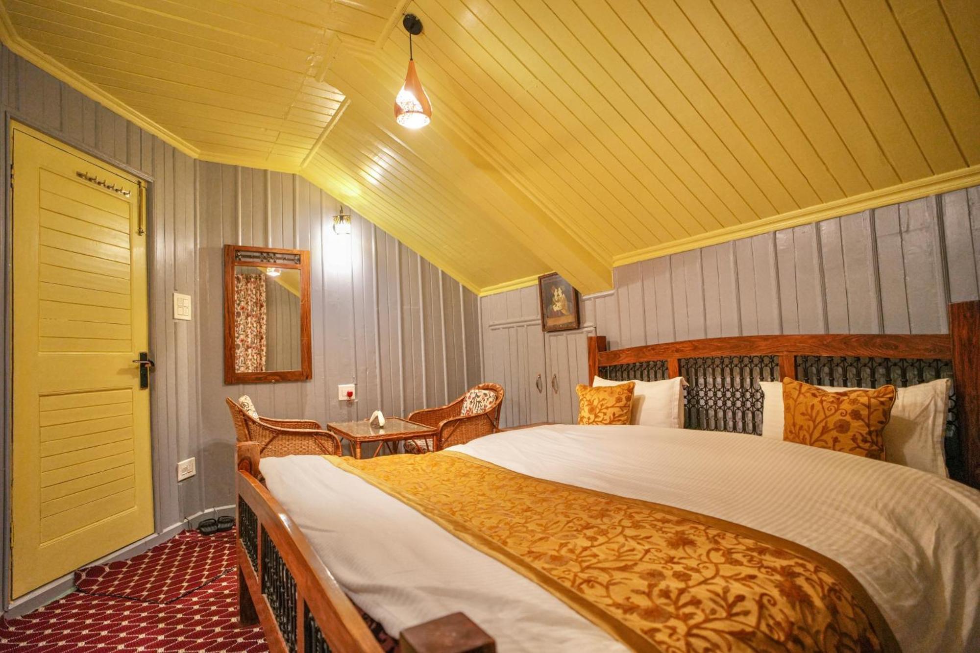 Hotel Little Silver Pahalgām エクステリア 写真