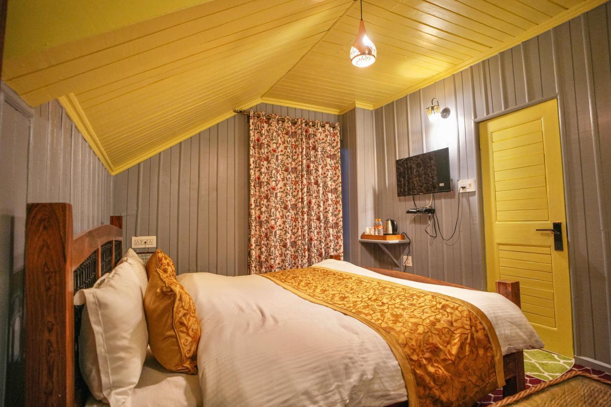 Hotel Little Silver Pahalgām エクステリア 写真